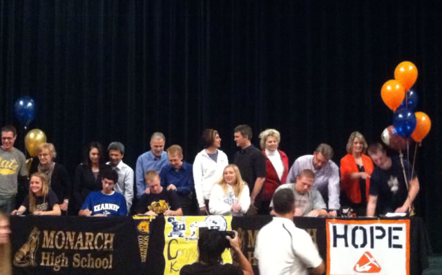Six+Monarch+Athletes+Sign+to+Play+in+College
