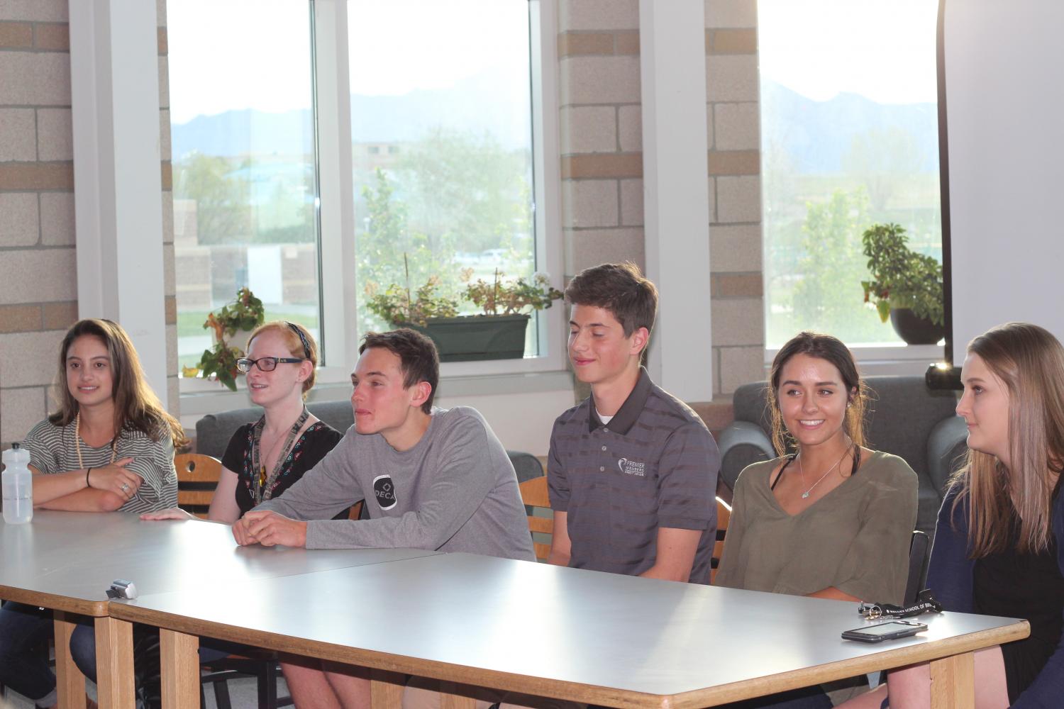 Seniors Sam Wexler, Hannah Hacker, Marcus Casar, Carly Gallant, and Taylor Ficker give advice on finding a summer job at the April PTSO meeting.