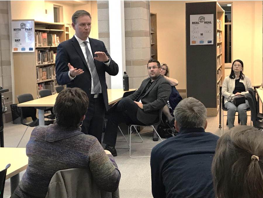 BVSD superintendent Dr. Rob Anderson answers questions of Monarch community members on Nov. 1.