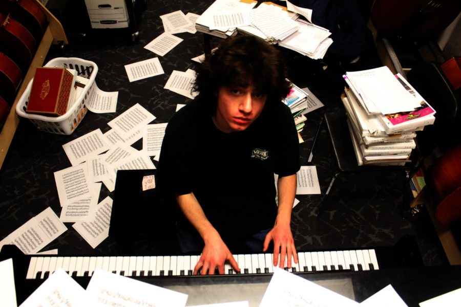 Jack Weisbart ‘24 spends free time playing piano.