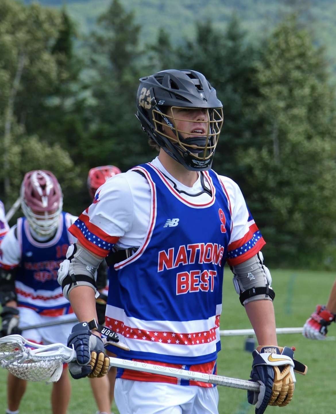 Flynn Leonard ‘25 plays for the Nation’s Best team. He’s one of two players on the team from Colorado. 